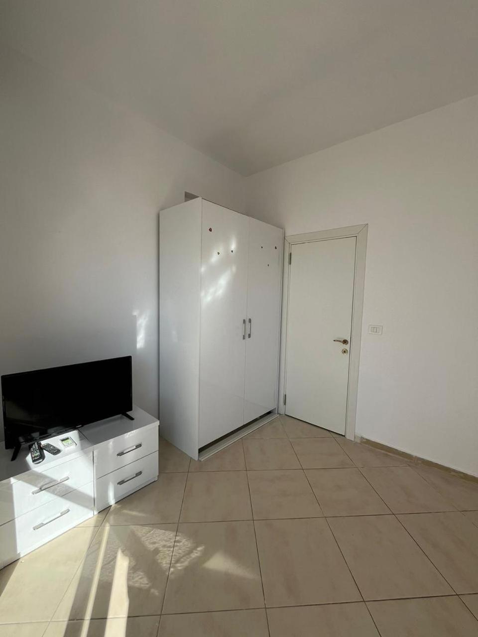 Neo Diamond Sea Sarandë